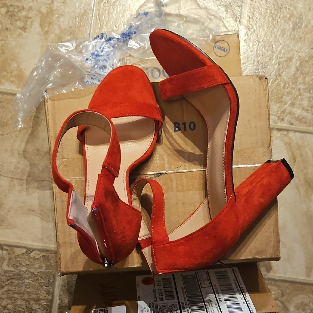 Chic Red Suede Women's Heels